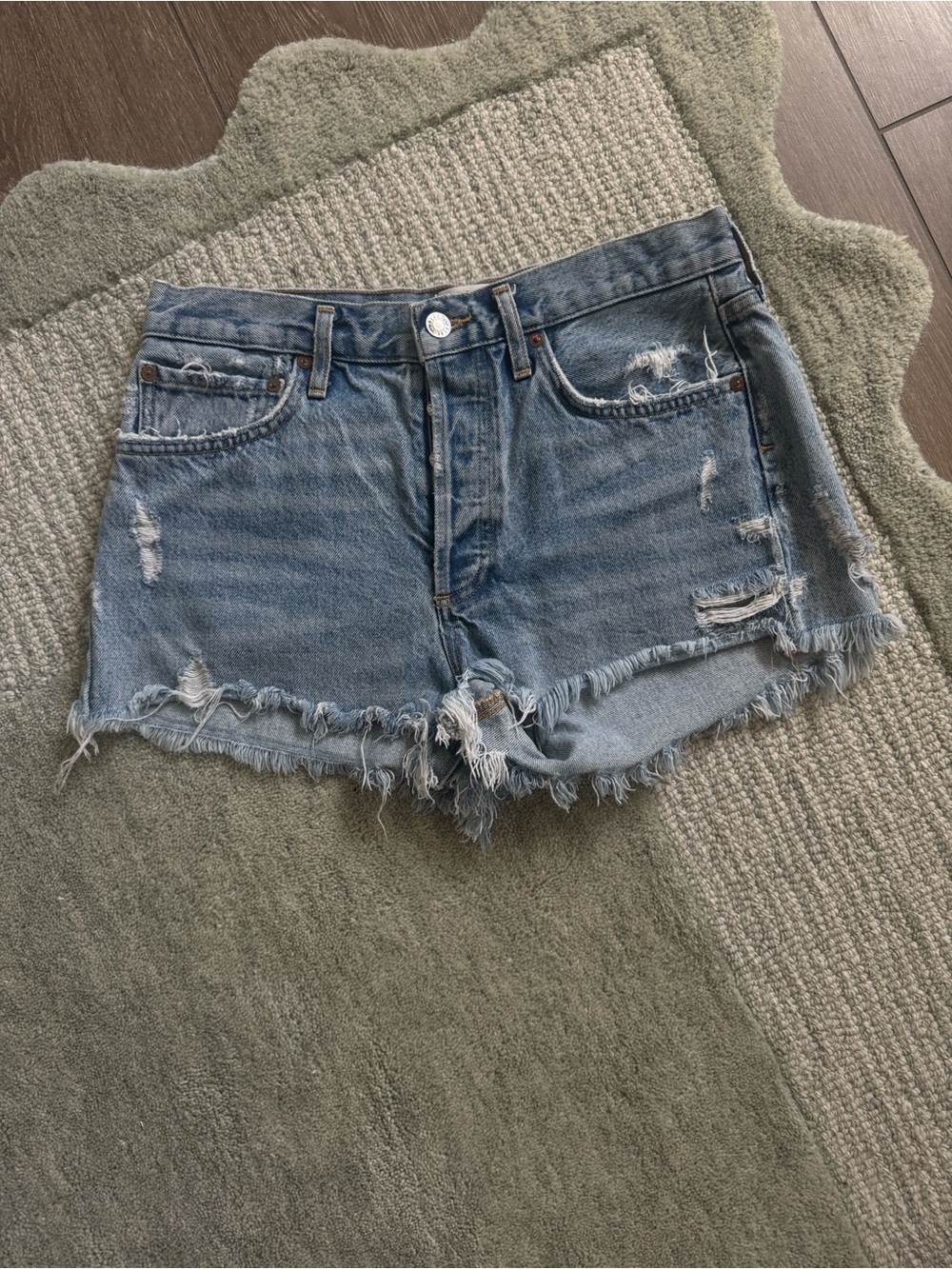 Agolde Parker shorts in Swapmeet